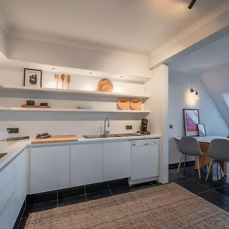 Morgenzon Stijlvol Met Garage,